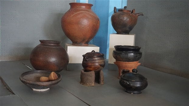 Place to See - Pots in the Volta Museum