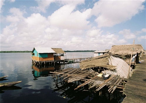 Travel Insight - Nzulezu Village